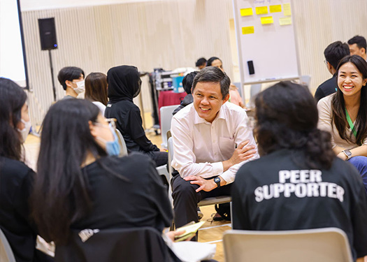 Republic Polytechnic students sharing with Min Chan Chun Sing their thoughts on life-long learning and education.